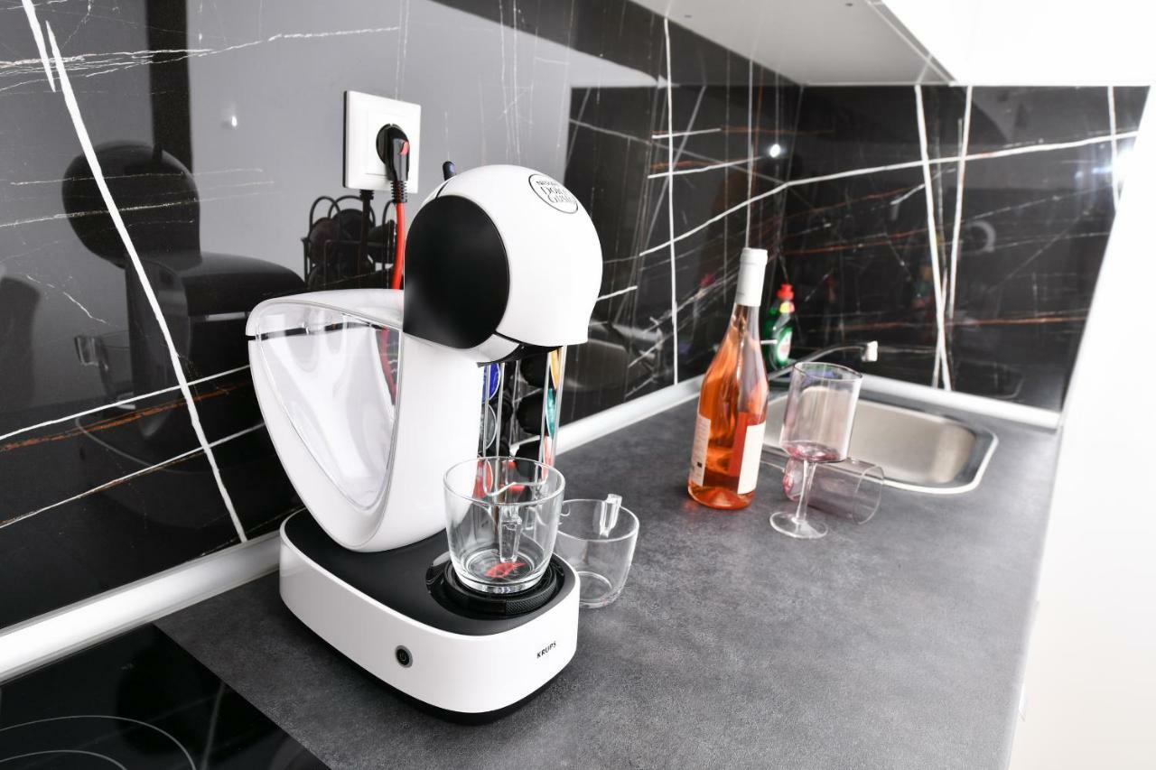 Modern, Comfortable Apartment, In The Heart Of The