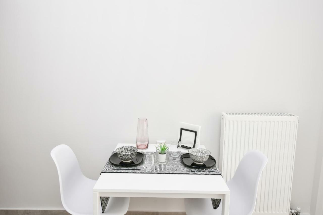 Modern, Comfortable Apartment, In The Heart Of The *